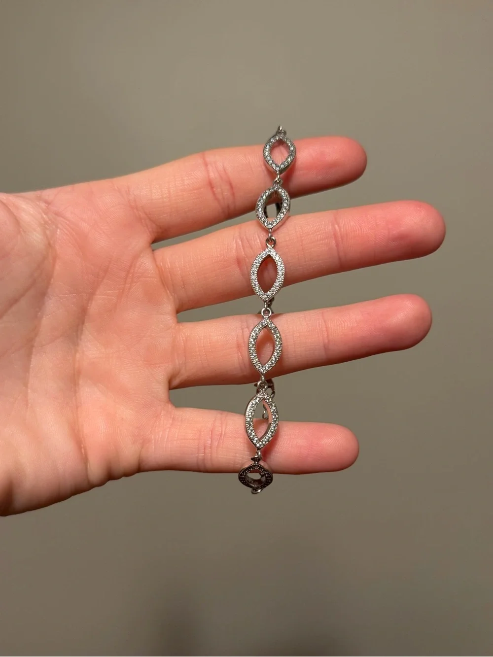 N/A elegant silver